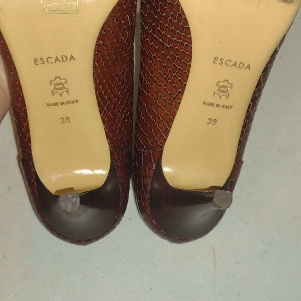 SNAKESKIN Escada Heels brownish reddish color size 38 - Picture 6 of 12
